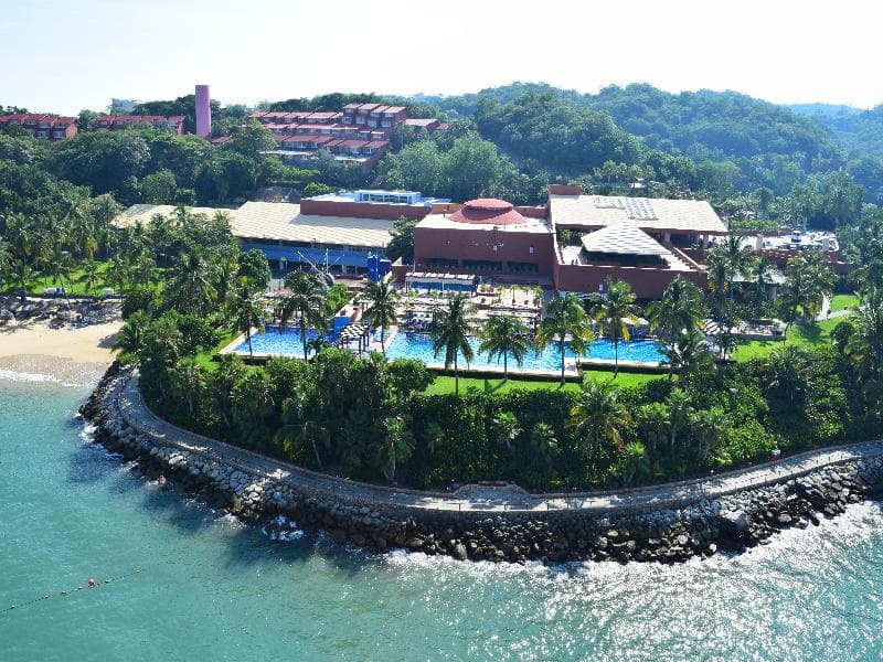 Las Brisas Huatulco, photo 1