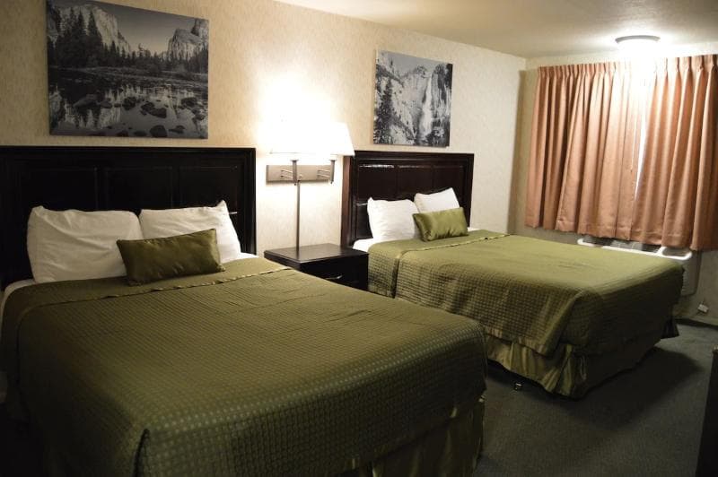 Cedar Lodge, photo 1