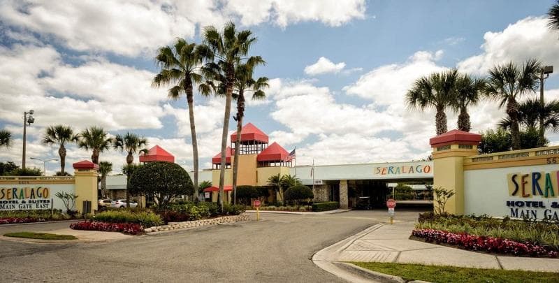 Seralago Hotel & Suites Main Gate East, photo 1