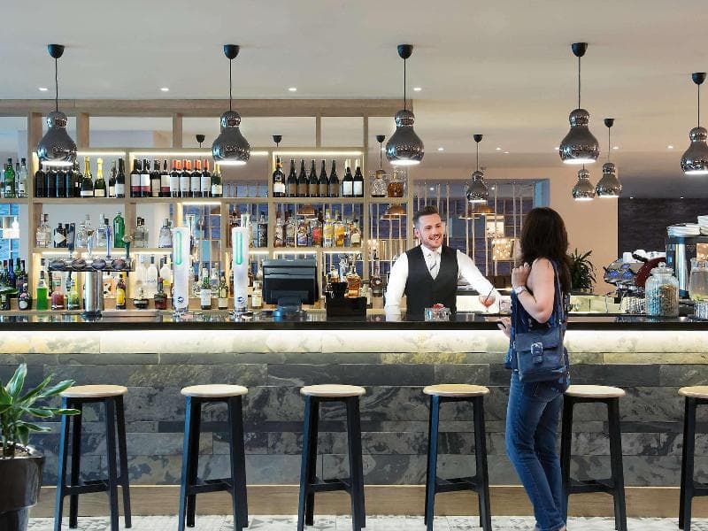 Mercure Cardiff Holland House Hotel & Spa photo 1