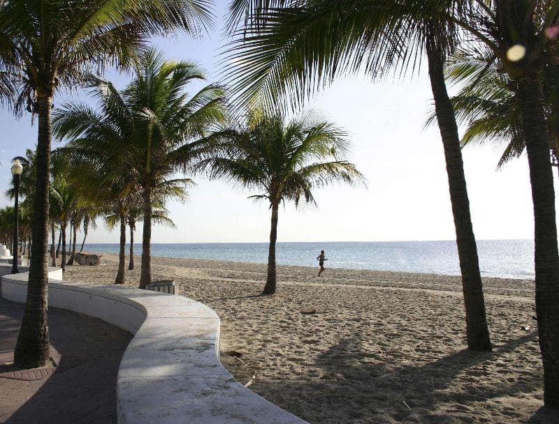 Bahia Mar Fort Lauderdale Beach - a DoubleTree by Hilton photo 1