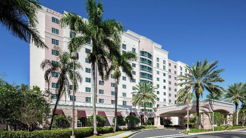 DoubleTree by Hilton Hotel Sunrise - Sawgrass Mills, photo 1