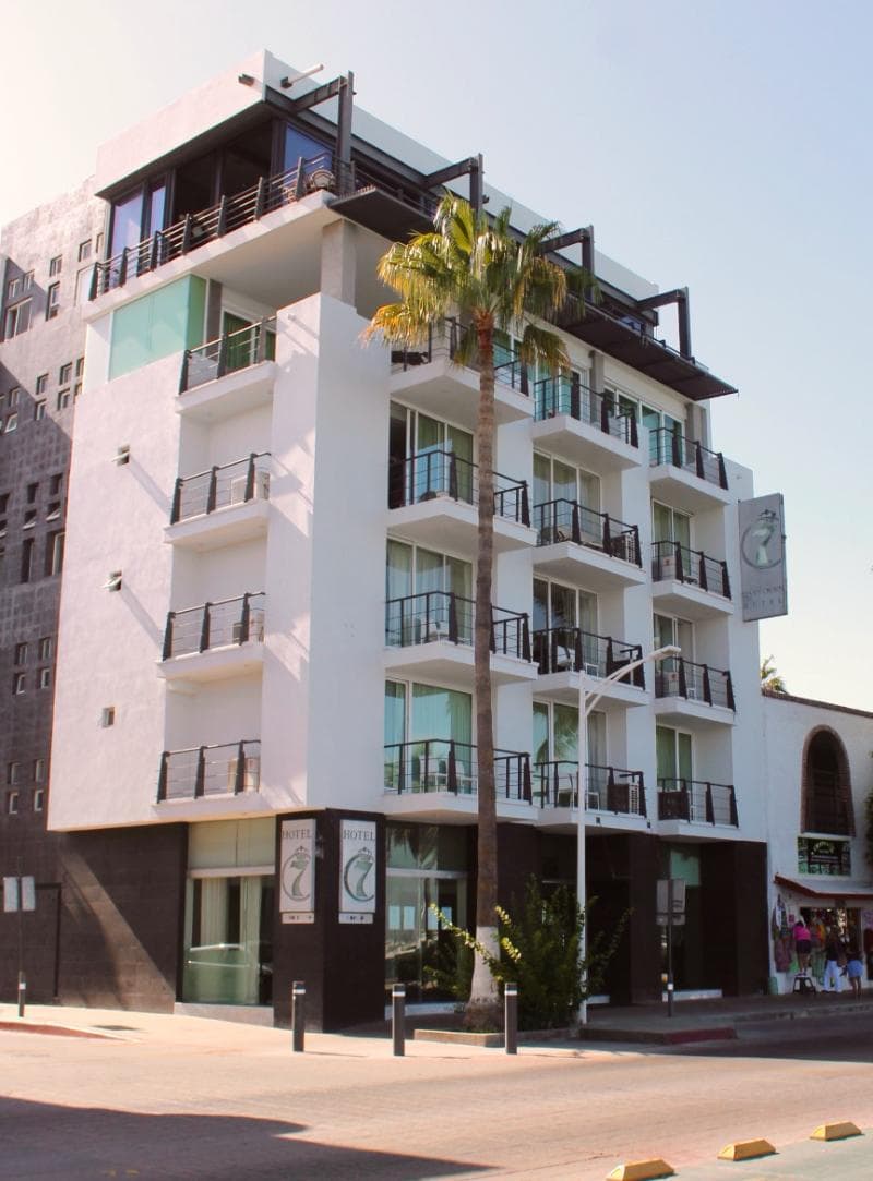 Hotel Seven Crown La Paz Malecón, photo 1