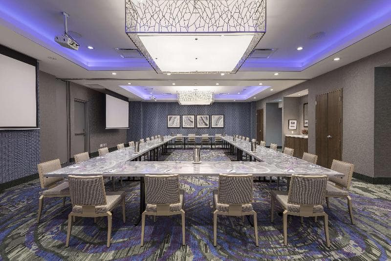 Hilton Garden Inn Ottawa Downtown, photo 1