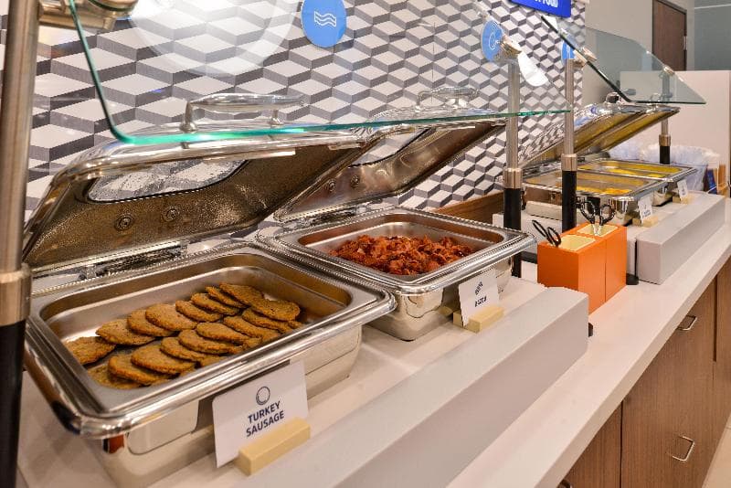 Holiday Inn Express Vancouver Airport - Richmond, photo 1