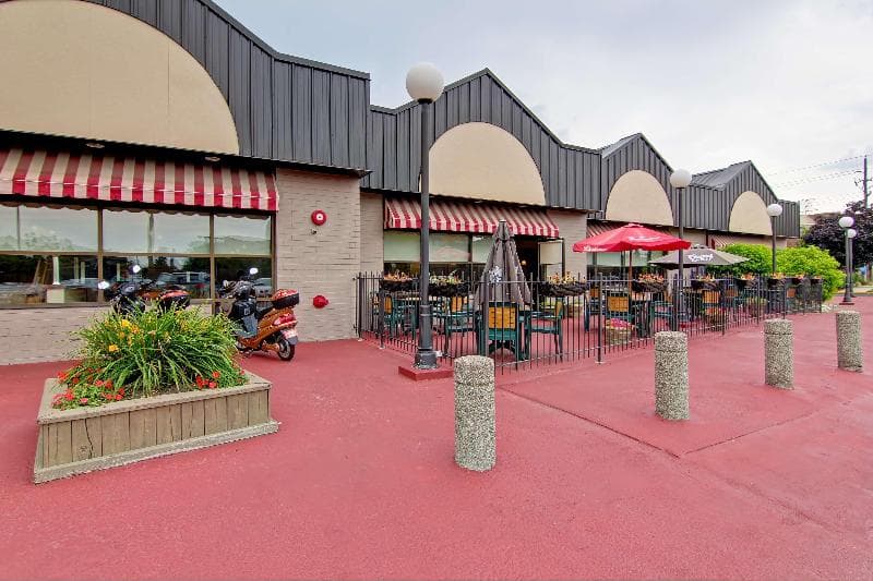 Best Western Plus Toronto North York Hotel & Suites, photo 1