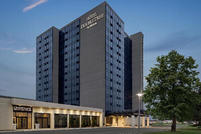 DoubleTree by Hilton Pointe Claire Montreal Airport West photo 1