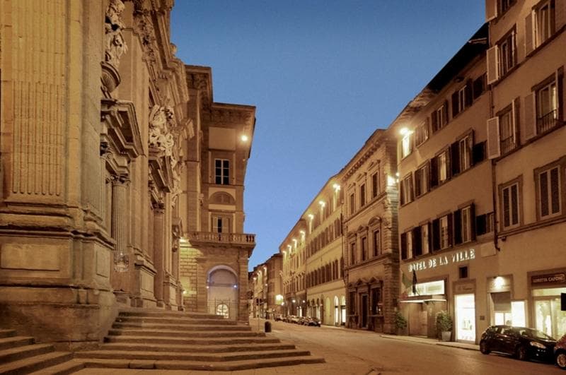 De La Ville, photo 1