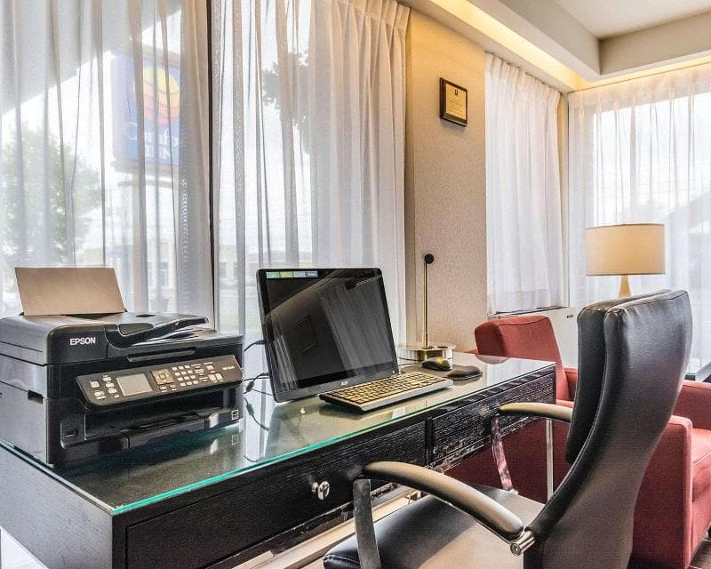 Comfort Inn Drummondvillle Qc, photo 1