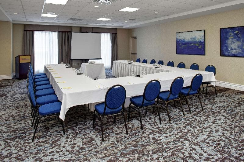Hilton Garden Inn Toronto/Oakville, photo 1