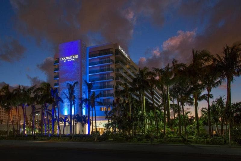 DoubleTree Resort by Hilton Hollywood Beach photo 1