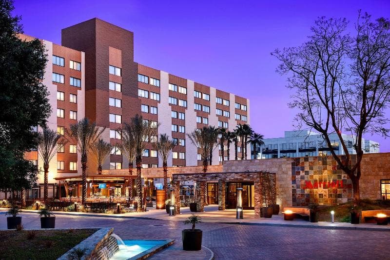 Los Angeles Marriott Burbank Airport photo 1
