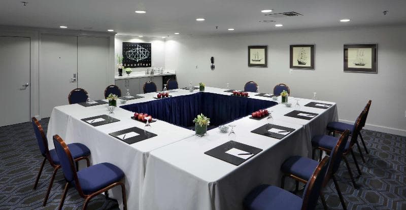 Hilton Mystic, photo 1