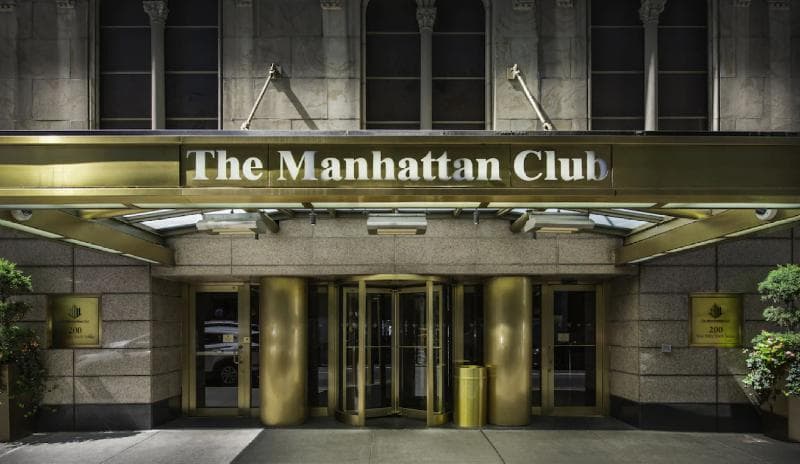 The Manhattan Club, photo 1