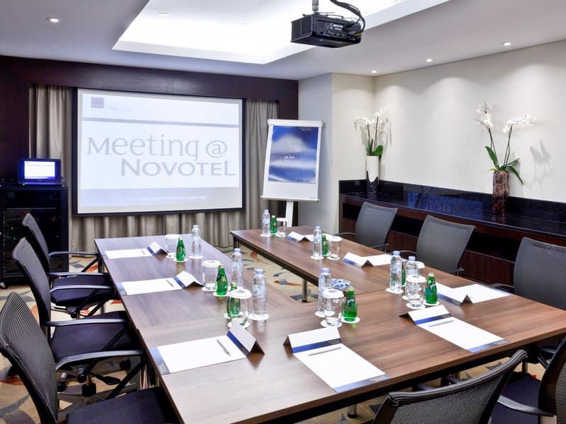 Novotel Dubai Deira City Centre, photo 1