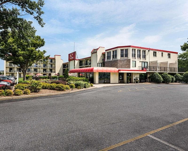 Econo Lodge Inn & Suites Resort - Rehoboth Beach, photo 1