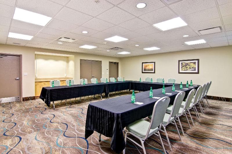Hampton Inn & Suites by Hilton Saint John, photo 1