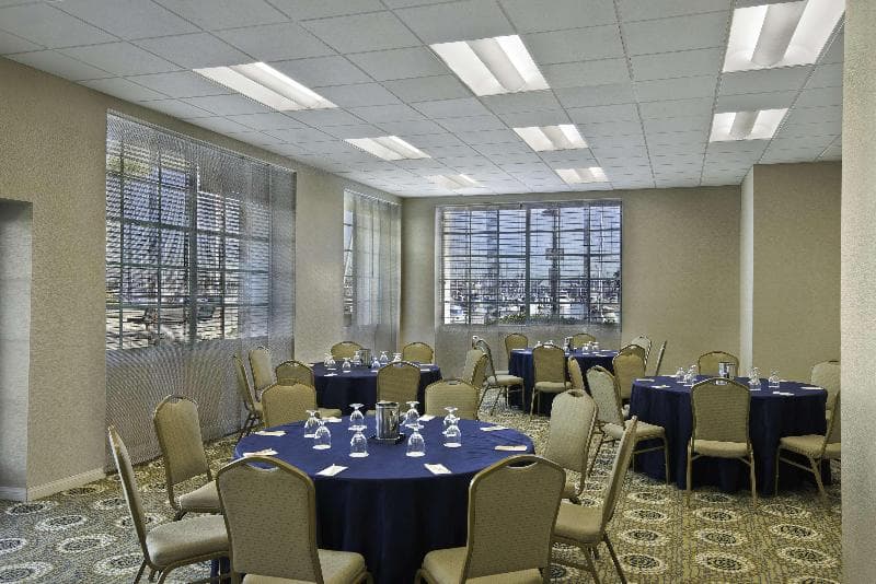 DoubleTree by Hilton San Pedro - Port of Los Angeles, photo 1