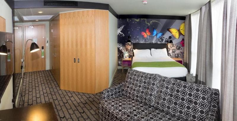 Holiday Inn Salisbury - Stonehenge, photo 1