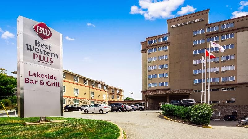 Best Western Plus Chocolate Lake Hotel, photo 1