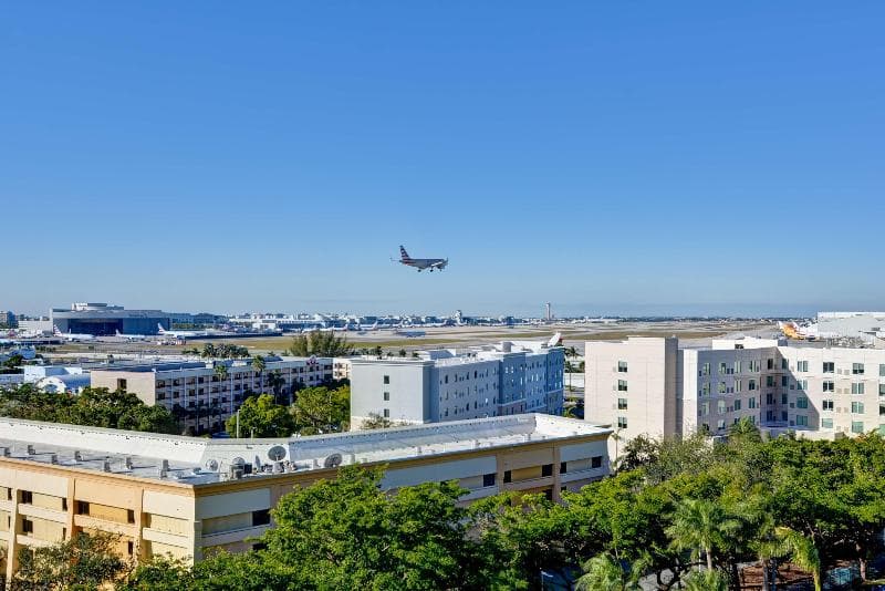Embassy Suites by Hilton Miami International Airport, photo 1