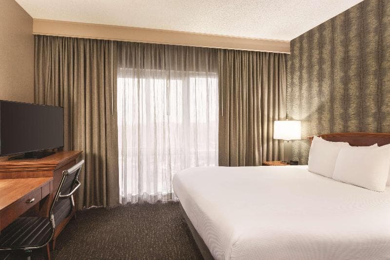 Embassy Suites by Hilton Nashville South Cool Springs, photo 1