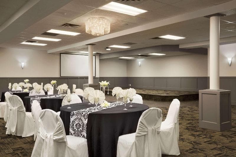 Clarion Pointe, photo 1