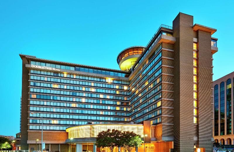 DoubleTree by Hilton Hotel Washington DC - Crystal City, photo 1