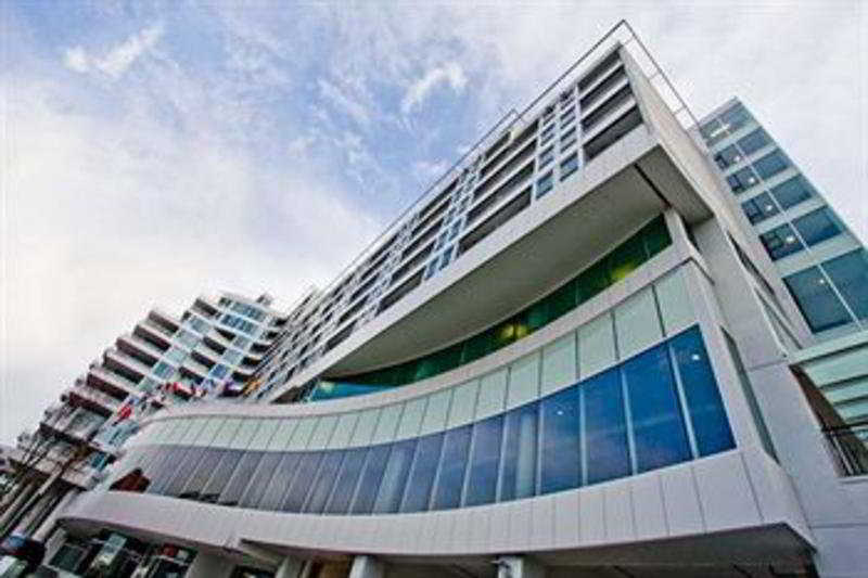 Pinnacle Hotel at the Pier, photo 1