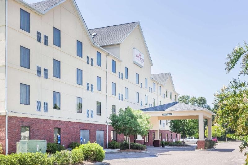 Clarion Pointe Charleston - West Ashley, photo 1