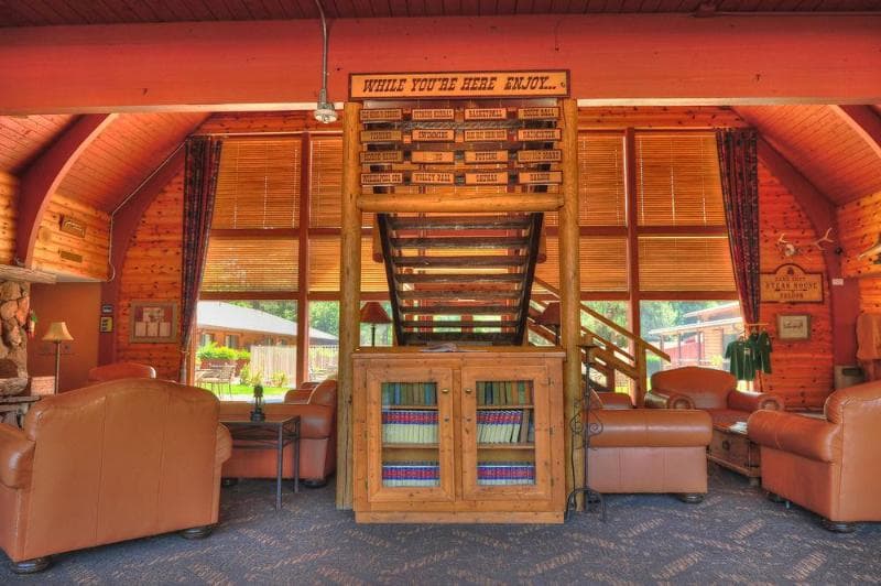 Kohl's Ranch Lodge photo 1