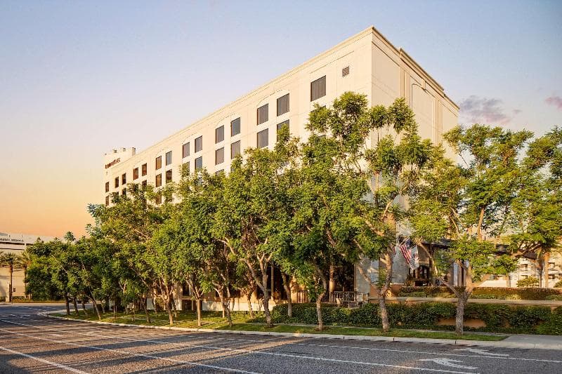 Hotel Zessa Santa Ana - a DoubleTree by Hilton, photo 1