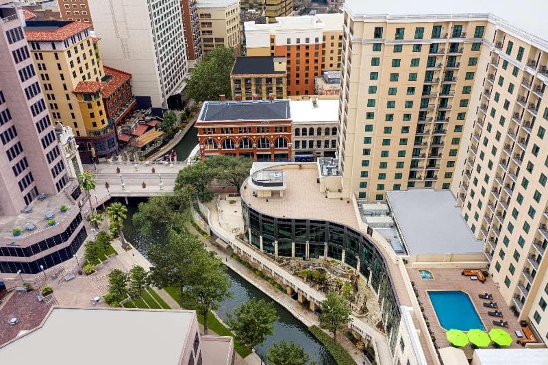 Embassy Suites by Hilton San Antonio Riverwalk Downtown photo 1