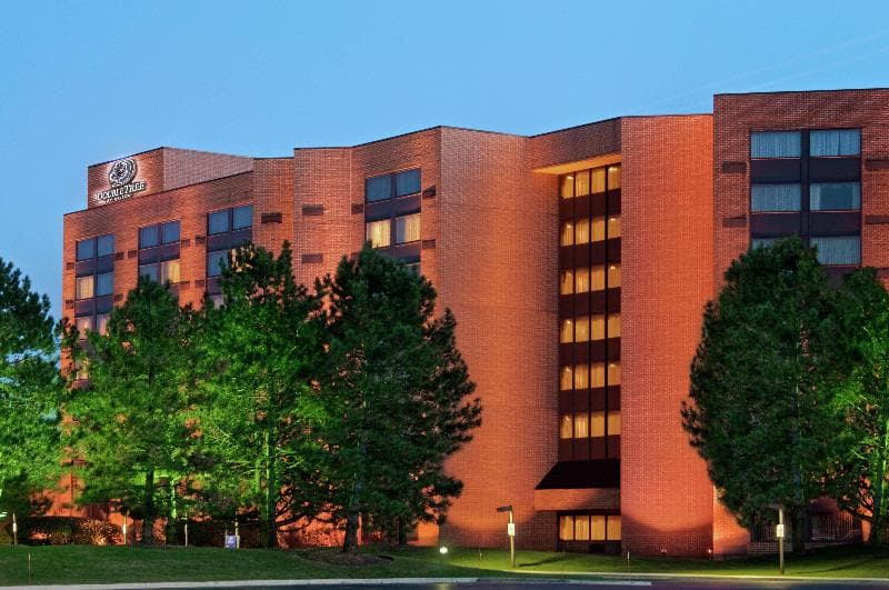 DoubleTree by Hilton Lisle Naperville, photo 1