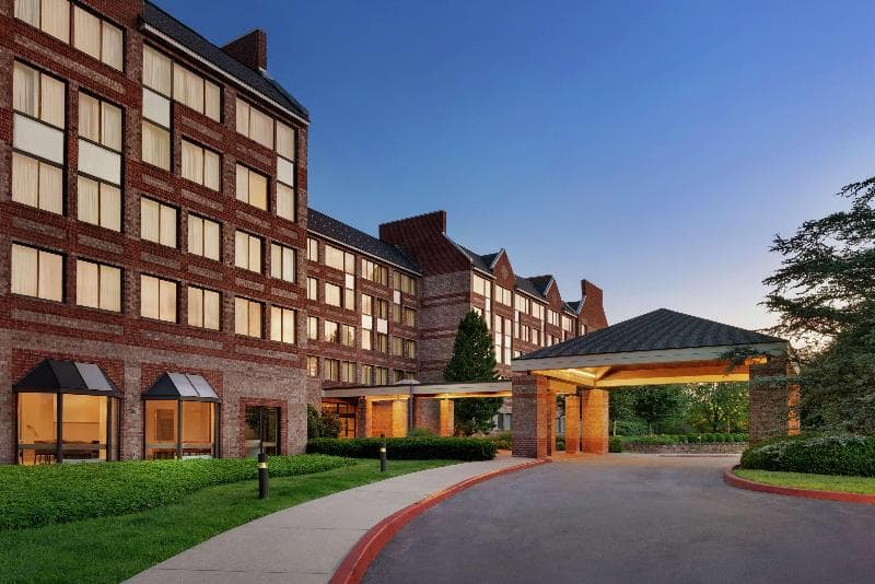 Embassy Suites by Hilton Philadelphia Valley Forge, photo 1