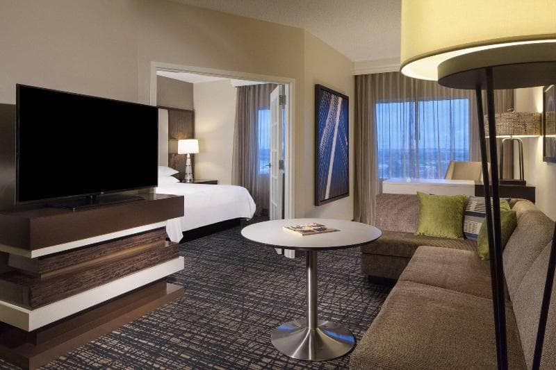 Dallas Marriott Suites Medical Market Center, photo 1