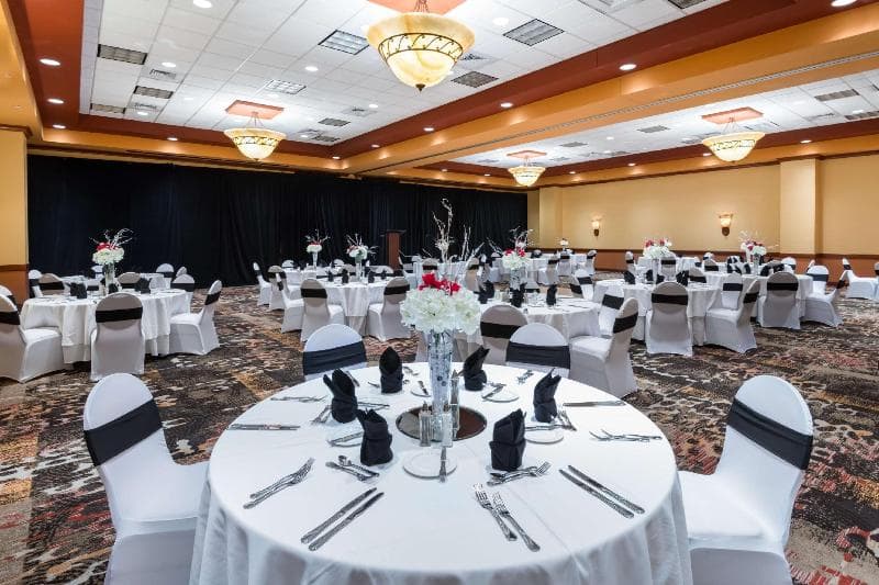 Embassy Suites by Hilton St. Louis St. Charles, photo 1