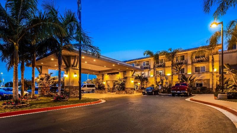 Best Western Plus Marina Gateway Hotel, photo 1