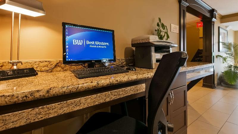 Best Western Maple Ridge Hotel, photo 1