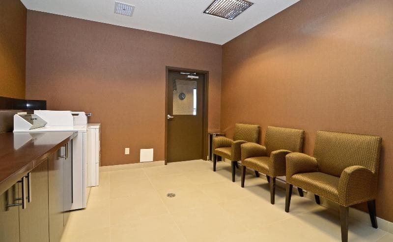 Best Western Premier Freeport Inn Calgary Airport, photo 1