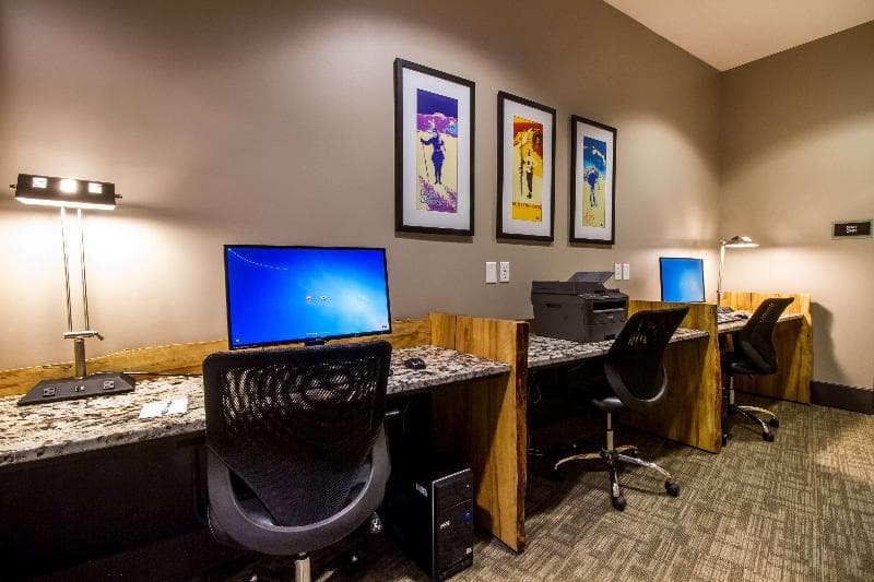 Best Western Plus Revelstoke, photo 1