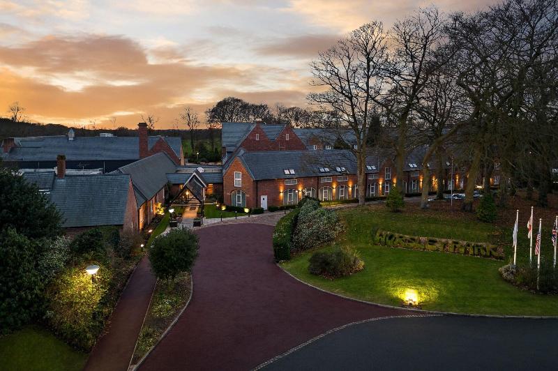 Delta Hotels Worsley Park Country Club, photo 1