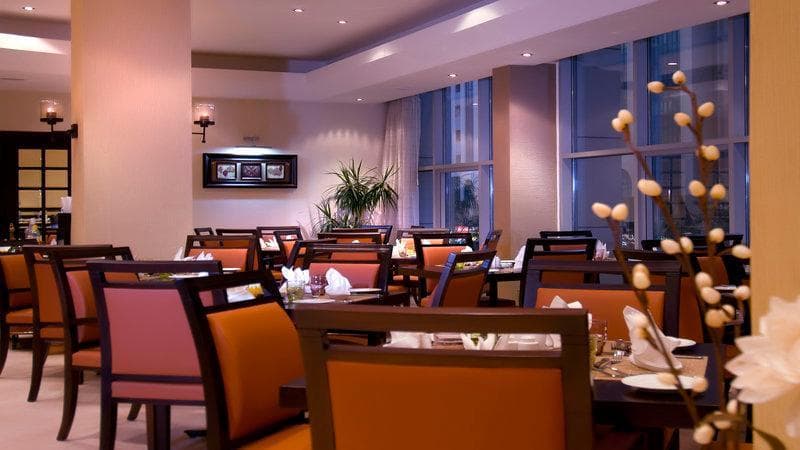 Holiday Inn Abu Dhabi Downtown, photo 1