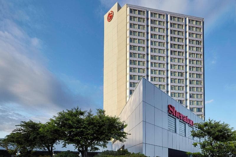 Sheraton Vancouver Guildford Hotel, photo 1