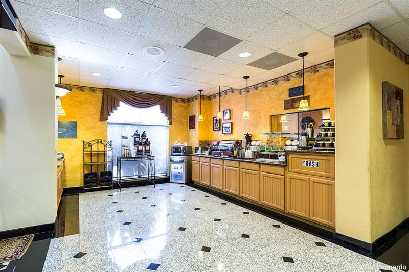Comfort Suites near Texas Medical Center – NRG Stadium, photo 1