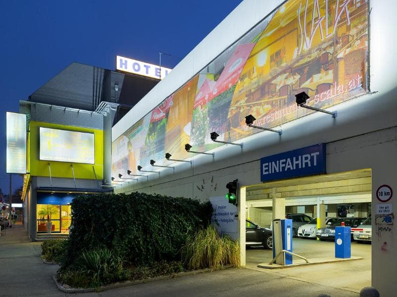 Vienna Sporthotel, photo 1