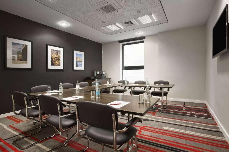 Ramada Encore By Wyndham Newcastle-Gateshead, photo 1