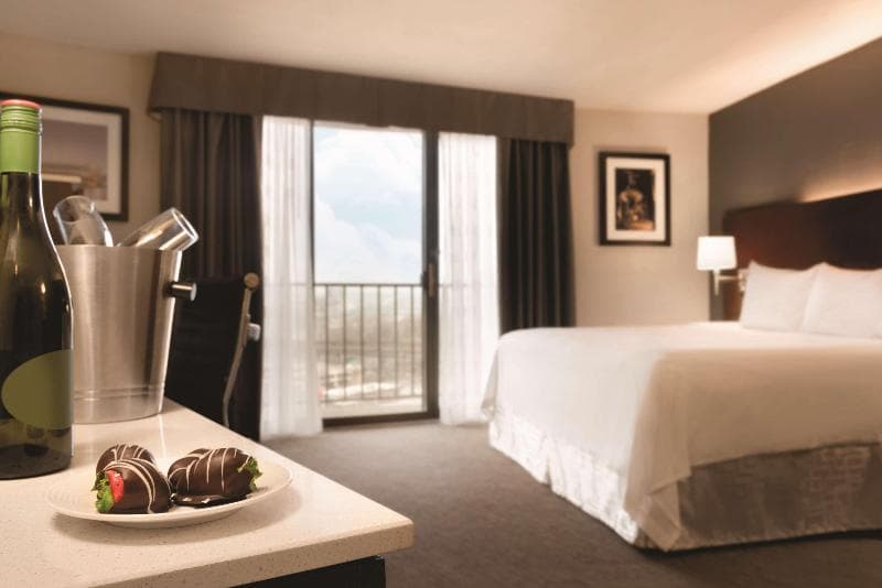 Radisson Cincinnati Riverfront, photo 1