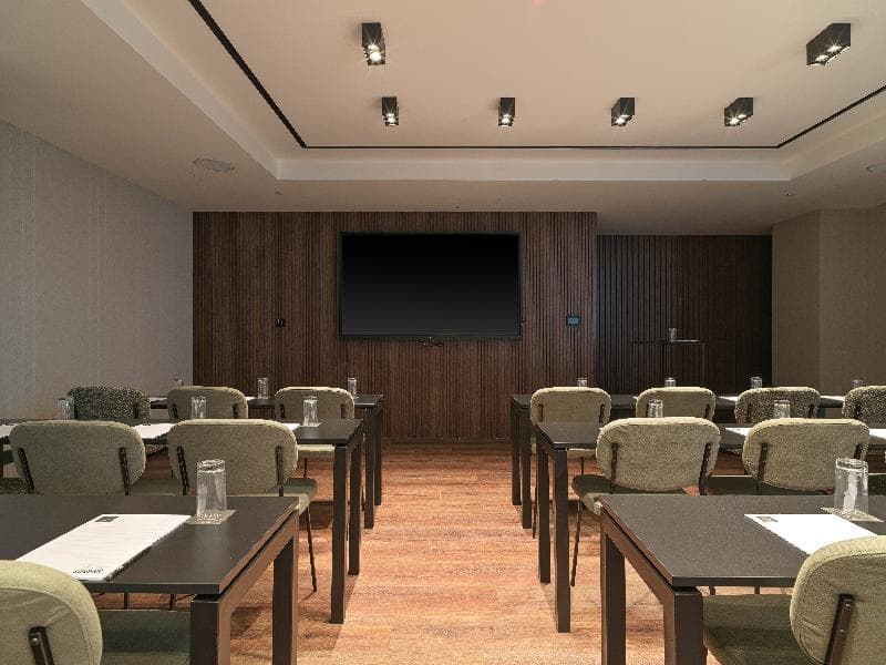 Nyx Hotel Limassol By Leonardo Hotels photo 1