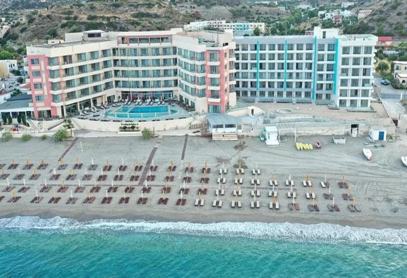 Konstantinos Palace photo 1